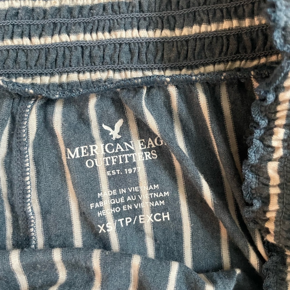 American eagle off the shoulder top size xs